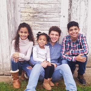 Meet your Posher, Eleni